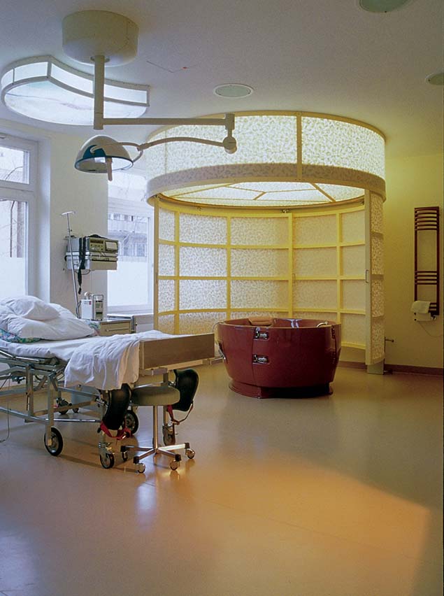 PT-St-Anna_Kreißsaal_1